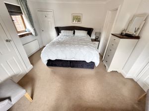 Bedroom- click for photo gallery